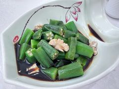 桃仁拌秋葵-红旗饭庄