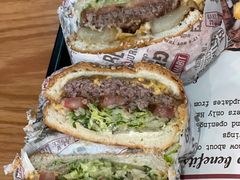 -The Habit Burger Grill 哈比特汉堡(复兴soho店)