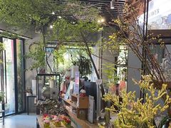 -弗劳尔花艺坊(龙涛店)