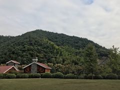 -梦娜斯庄园