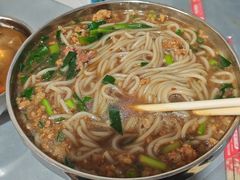 -正宗杨记普洱酸醋米线(总店)