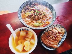 -粉家柳州螺蛳粉(杨宅路店)