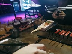 -麦凯伦烧烤·精酿超级工厂店(金桥总店)