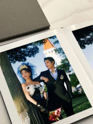 -现代经典婚纱摄影