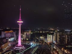-云顶旋转自助景观餐厅