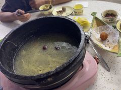 -墨脱石锅椰子鸡•海鲜糟粕醋(榆亚路店)