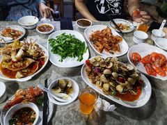 -四川小胡子海鲜(丁村万人海鲜广场店)