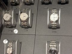 -亨得利钟表商店