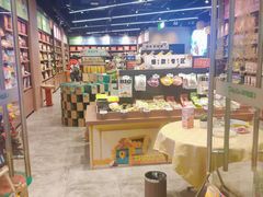 -三只松鼠(世欧广场店)