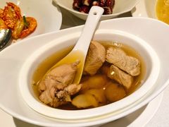 无花果炖土鸡-世博源公馆·本帮融合菜·主题包厢·江景餐厅