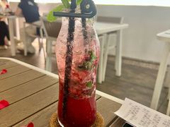 -Mark&Mars Restaurant