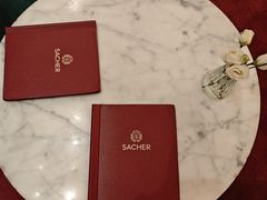 -Cafe Sacher(WIEN)