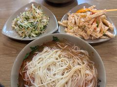-亮亮面馆(经六路店)