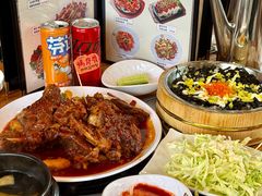 -喇喇排骨火锅·传统韩式脊骨汤(望京西园总店)