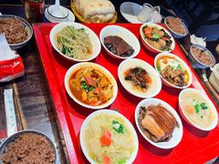 -蓝田九大碗民俗食府(蓝田店)