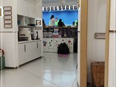-龙格亲子游泳·水育早教运动中心(绿宝中心)