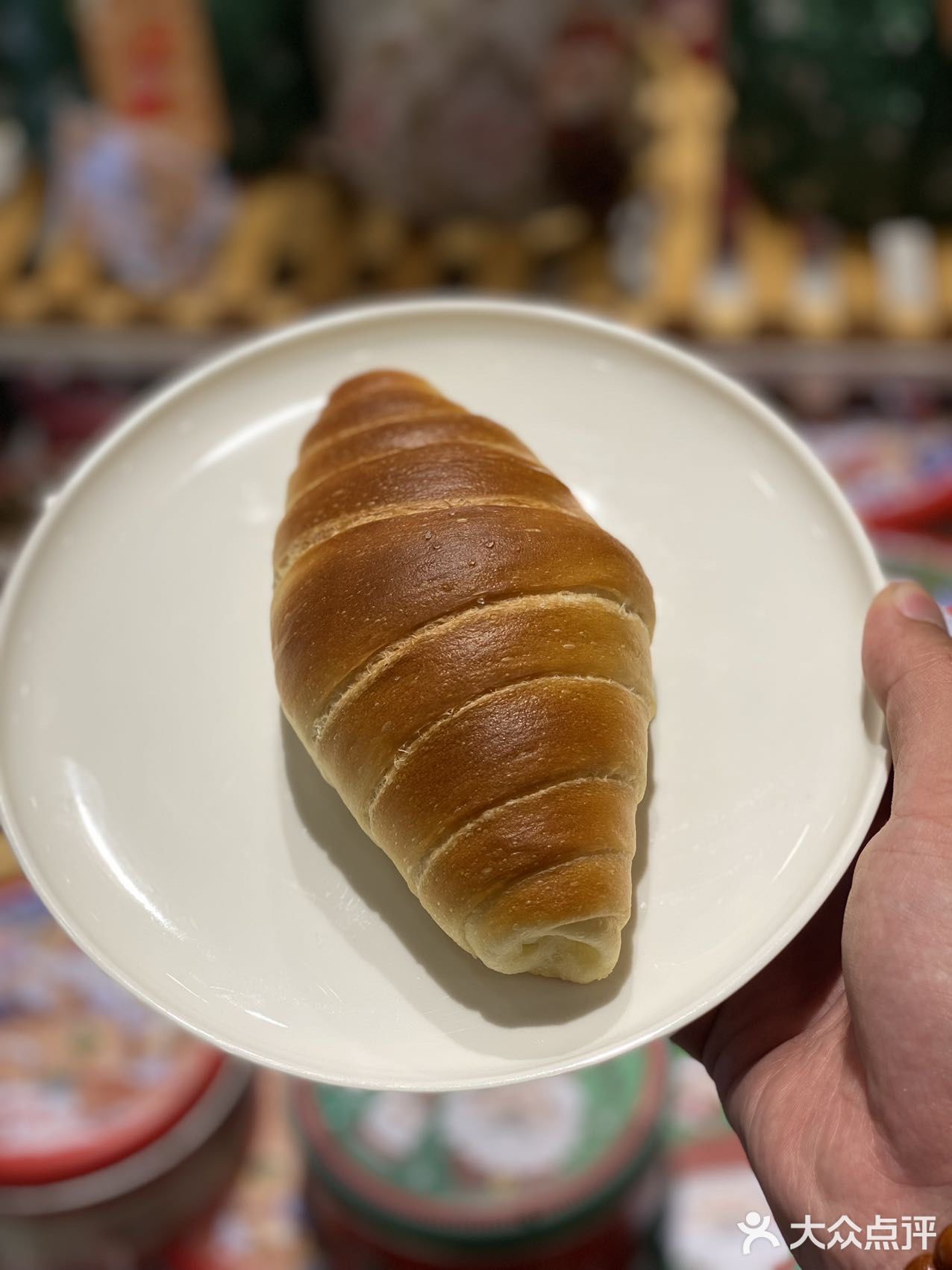 见过圣诞🎄氛围这么浓的蛋糕房吗？