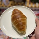 见过圣诞🎄氛围这么浓的蛋糕房吗？