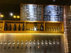 -麦落精酿啤酒餐吧(先农大院店)
