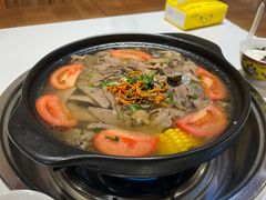 -乡土特色.冷锅鱼.牦牛肉汤锅