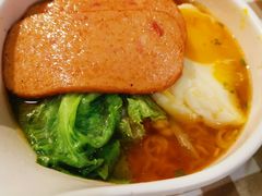 -新大咀港式茶餐厅(宝山万达店)