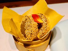 绿茶饼-卯时·龙光雅宴·精致锡帮菜(惠山古镇店)