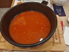 -花馬肆.云南过桥米线(汉神购物广场现场熬汤店)