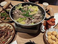 -川堂风·跷脚牛肉·乐山爆炒(宝山日月光店)