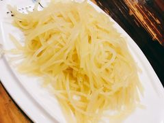 酸辣土豆丝-春天里·老街坊餐厅(港隆广场店)