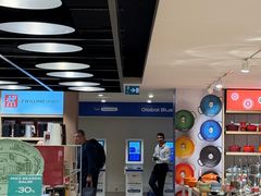 -文艺复兴百货(米兰大教堂广场店)