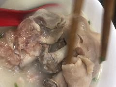 -雷祖芳老妈蹄花店