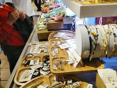 -三福时尚(三峡广场华夏银座店)