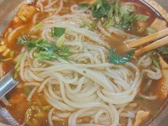 -柳州肥姨妈大骨螺蛳粉(沙河店)