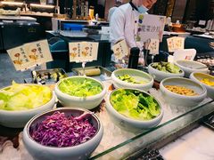 自选沙拉-大佛寺高级素食自助餐厅