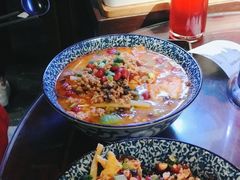 -粉家柳州螺蛳粉(杨宅路店)