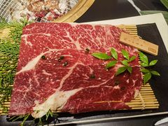 -山川小町·极番烧肉(新地假日广场店)