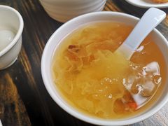 银耳汤-龙抄手(文殊坊店)