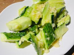 -沪小胖小龙虾(淮海中路旗舰店)