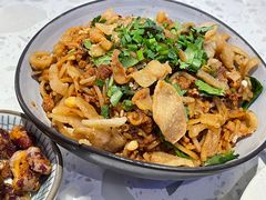 牛肉饵丝-浩海火燒雲傣家菜(静安芮欧店)