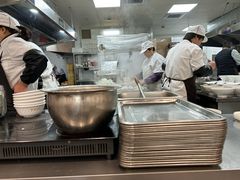 -老西白点心店