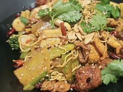 -醉人椒麻辣香锅(王府井喜悦店)