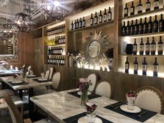 -HuaTa 花榻·花忆西葡餐厅(虹桥南丰城店)