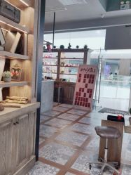 -QZHAIR SALON