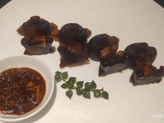 甄御招牌猪蹄-甄御•海鲜新青岛菜(麦岛店)