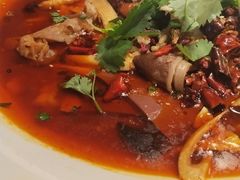 -川流不息·地道川菜·小龙虾(松东路店)