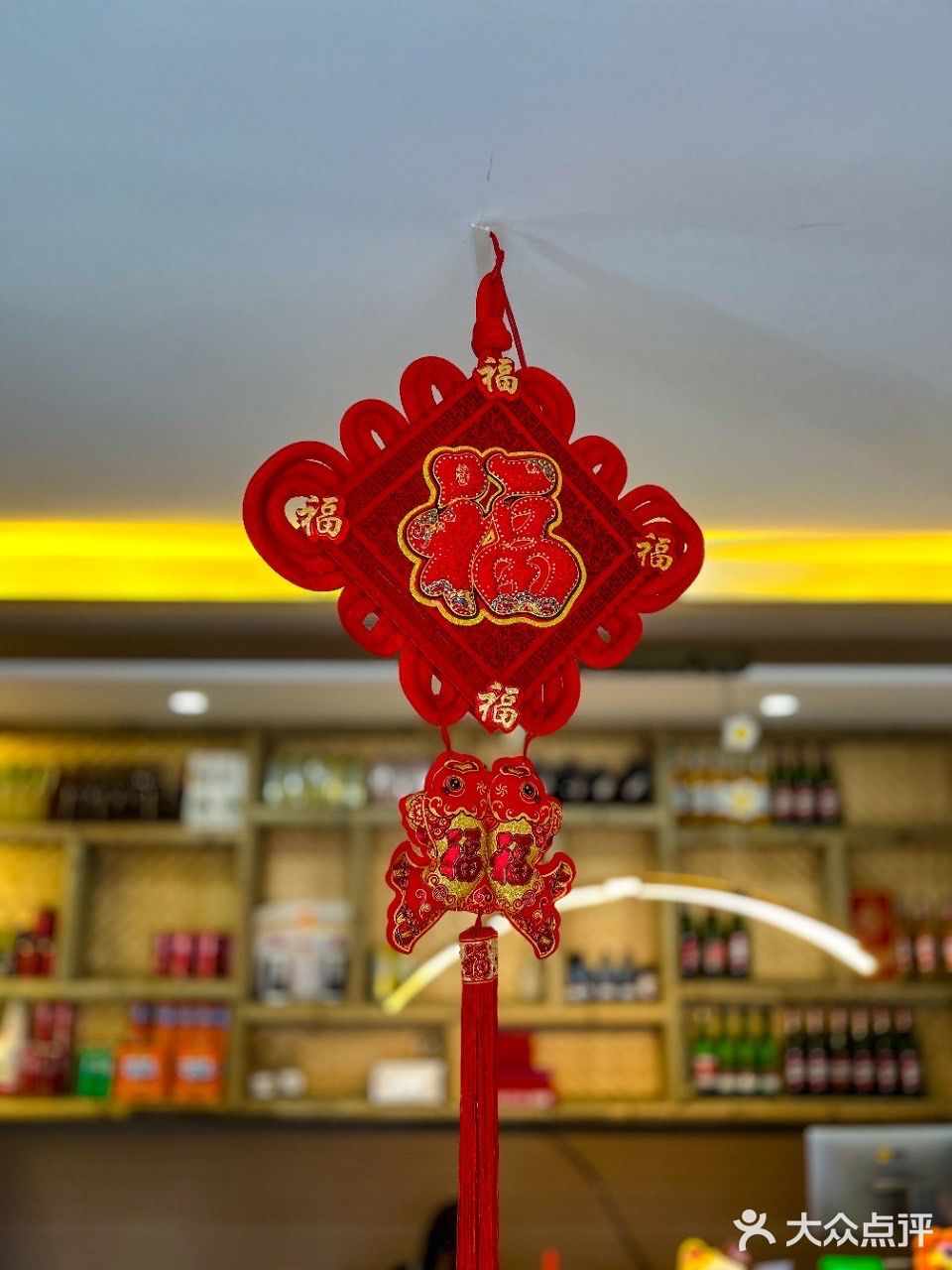 门店是一家傣味餐厅一共有两层菜品和环境 颜值都巨高