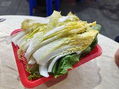 -猪三哥肥肠鸡川菜小炒
