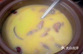 Chicken Stuffed with Intestines in Wing Soup