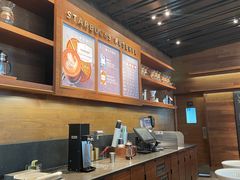 -星巴克臻选(广州高德置地秋广场店)