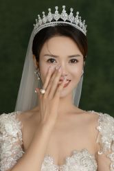 点击看大图 -挪娅婚纱摄影皇家会所